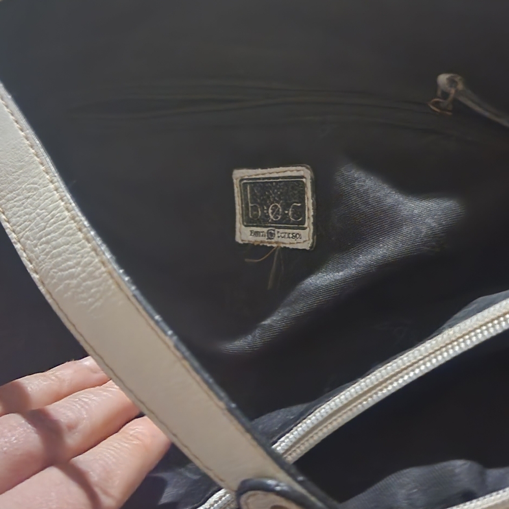 B. O. C Bag View 2